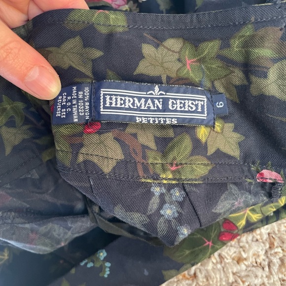 Herman Geist Vintage Floral Pleated Skirt with Pockets - Picture 5 of 9